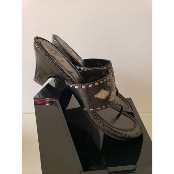 Women's Leather Toe Post Heel Sandals Chocolate Aztec Size 7.5  NWOT - Picture 5 of 8